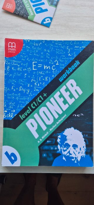 Libro de Inglés PIONEER. Level C1/C1+.