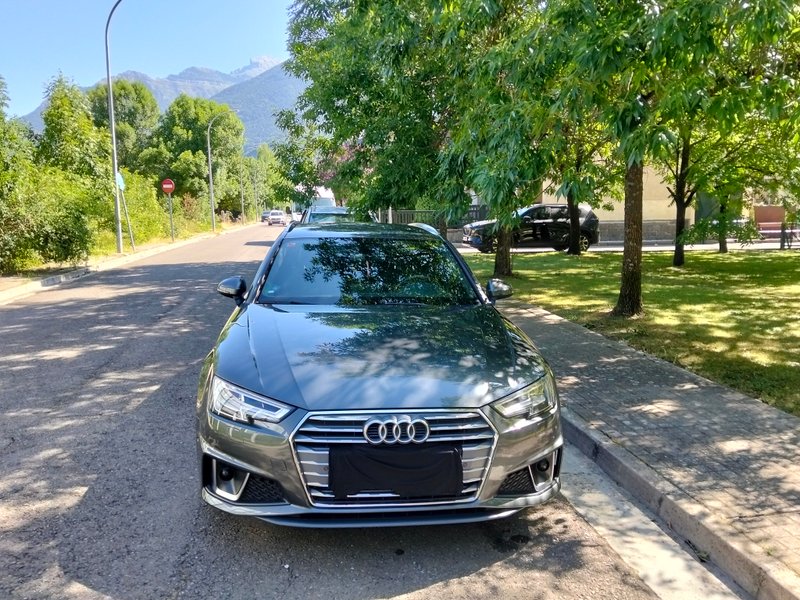 Audi A4 Avant 2019 - foto 1