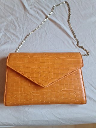 Bolso de mano Zara naranja efecto piel