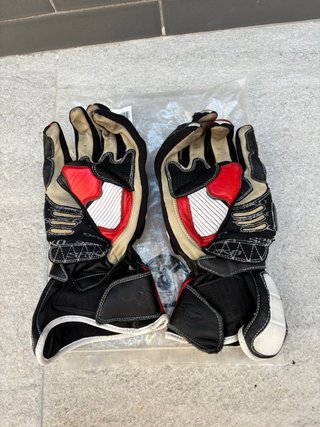Guantes de Moto roccoline y rainers Negros y Rojos