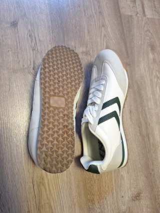 Zapatillas Hummel Stadion Blancas y Verdes