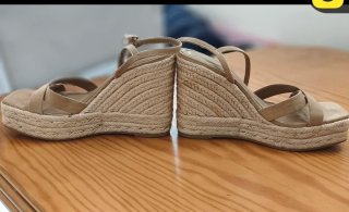 Sandalias Zara cuña esparto beige talla 37