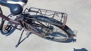 Bicicleta paseo mujer con cesta