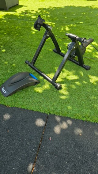 Rodillo Tacx con soporte rueda delantera