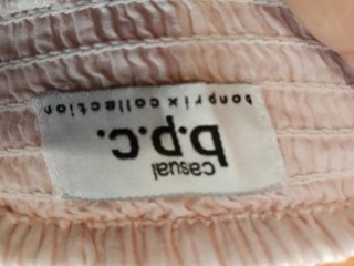 Vestido de tirantes rosa y blanco