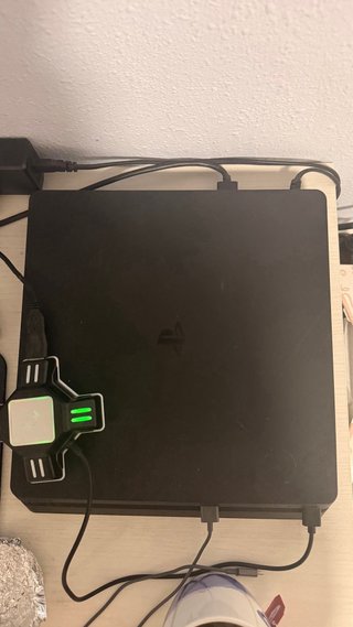 Pack PS4: Mando Ps4 Monitor Peaq , Teclado y Ratón