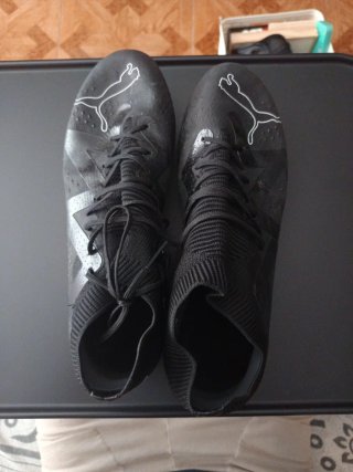 Botas de fútbol Puma Talla 43