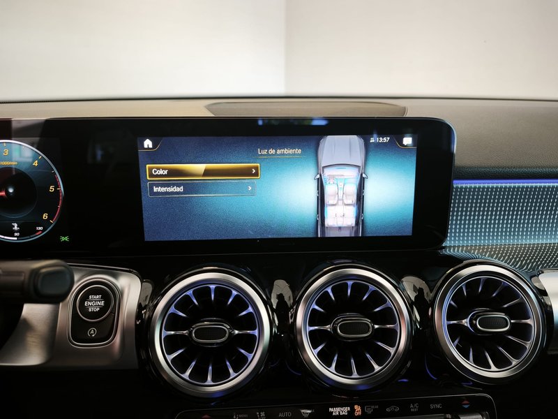 Mercedes-Benz GLB 2.0 200 D DCT 2022, foto 36
