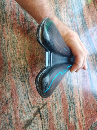 Sillín Giant Ergonómico Negro/Azul