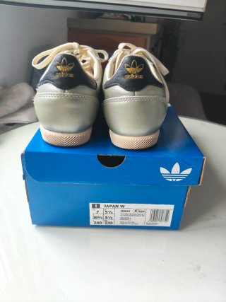 Zapatillas Adidas Japan Mujer Plata/Negro