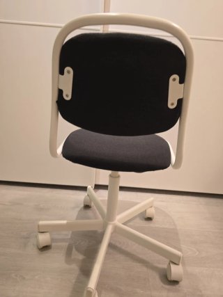 Silla de escritorio infantil negra