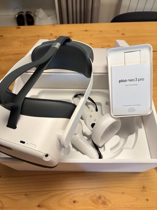 Visore VR Pico Neo 3 Pro