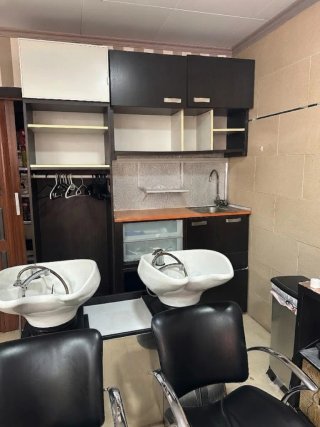 mobiliario completo de peluqueria