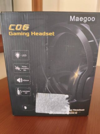 Cascos Gaming Cougar con Micrófono integrado.