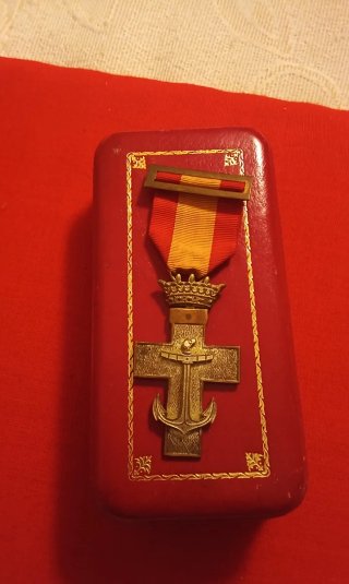 Condecoración Antigua Época Franco Cruz Ancla Coro