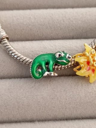 Pascal y Flor Mágica Rapunzel Enredados