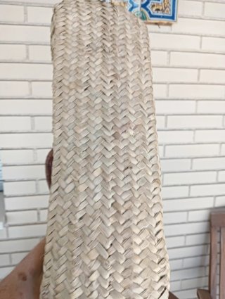 Bolso de mano de paja