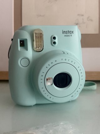 Fujifilm Instax Mini + Cartucho fotos