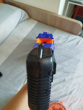 Pistola Nerf Infinus Azul y Naranja