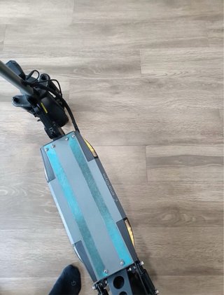 Patinete Eléctrico Gris
