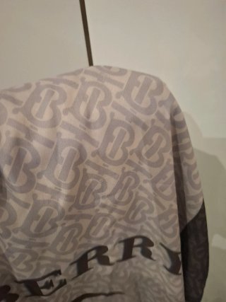 Pañuelo Burberry Beige y Marrón/ gris