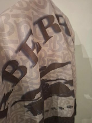 Pañuelo Burberry Beige y Marrón/ gris