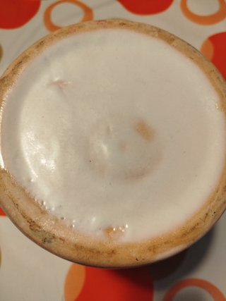 Jarra cerámica antigua pintada a mano