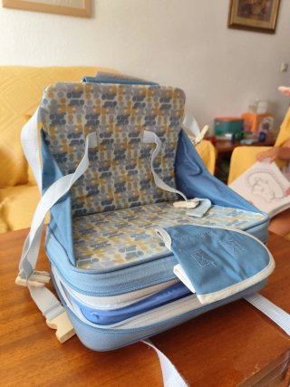 Alzador silla niños portátil The First Years