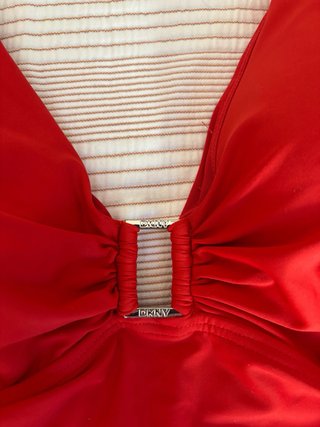 Bañador reductor DKNY