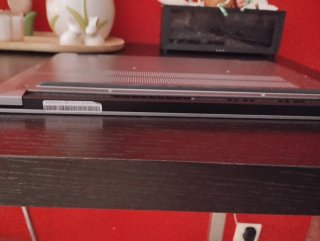 Portátil Windows 11 pro (batería a reparar)