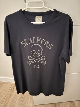 Camisetas Scalpers y bañador silbon
