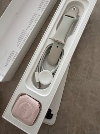 Apple Watch Rose Gold con Correa Blanca