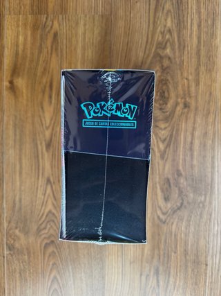 Caja Entrenador Élite Fuegos Fantasmales Pokémon