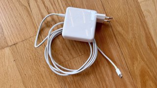 Cargador Apple USB-C MacBook Pro
