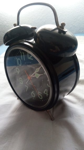 Reloj despertador Rhythm