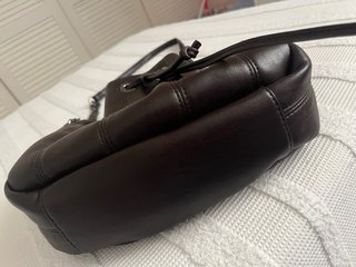 Bolso marrón Zara con cadena