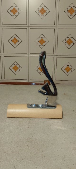 Schiaccianoci Alessi in Metallo e Legno