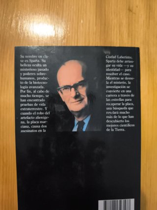 LOTE DE 3 LIBROS DE CIENCIA FICCIÓN