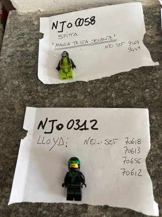 Lotto 16 Minifigure Lego Ninjago