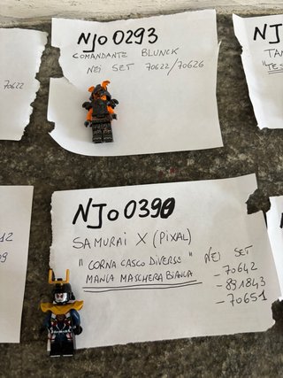 Lotto 16 Minifigure Lego Ninjago