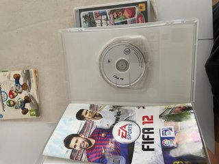 Lote 4 Giochi PSP: Gran Turismo, FIFA, GTA, Phinea