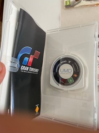 Lote 4 Giochi PSP: Gran Turismo, FIFA, GTA, Phinea