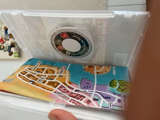 Lote 4 Giochi PSP: Gran Turismo, FIFA, GTA, Phinea