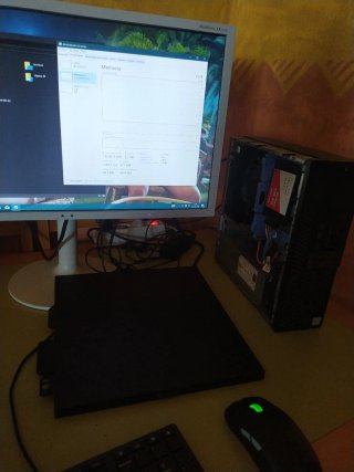 PC Dell Negro y Azul