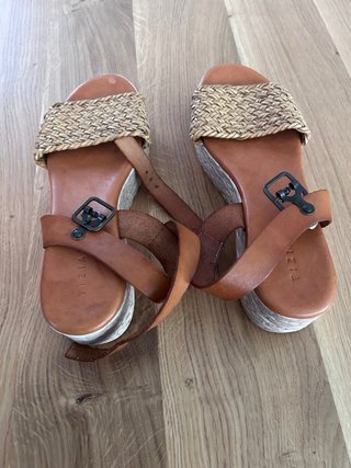 Sandalias Tiziana Marrones