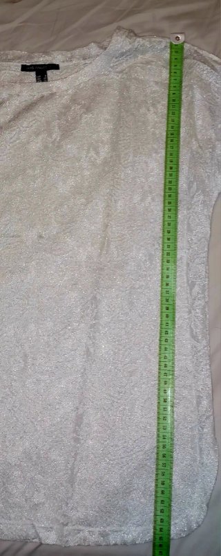 Camiseta plateada brillo sutil manga corta