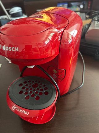 Cafetera Bosch Tassimo Roja