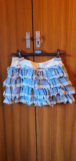Minifalda denim volantes desflequillados con elast