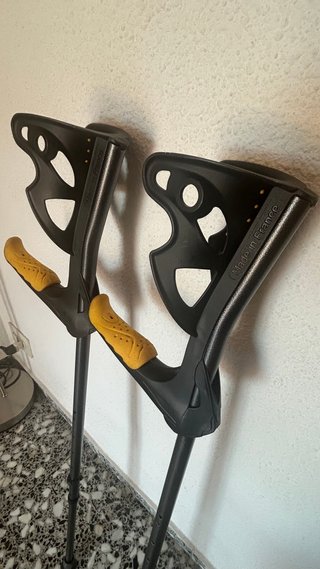 Muletas Regulables Made in France.- (Dos)