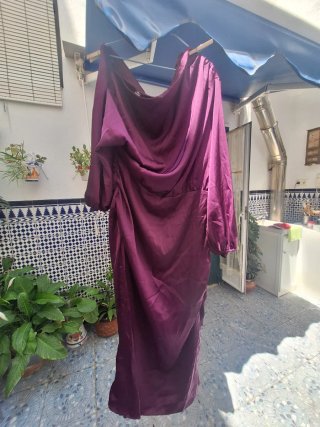 Vestido fiesta morado talla 3XL de shein curve.